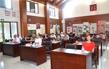 創(chuàng)新培訓(xùn)形式，學(xué)習(xí)三個(gè)精神，提升基層戰(zhàn)斗力