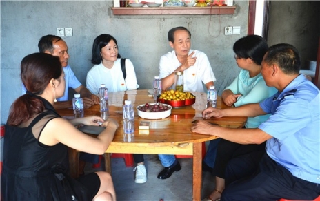 點(diǎn)亮希望之燈！--幫困助學(xué)持續(xù)報(bào)道