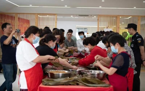 組團(tuán)共建、服務(wù)民生---這里的黨群服務(wù)中心格外有溫度