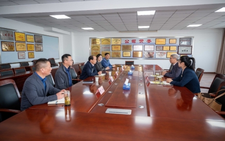 全國(guó)城市農(nóng)貿(mào)中心聯(lián)合會(huì)副會(huì)長(zhǎng)陳谞一行到公司考察調(diào)研